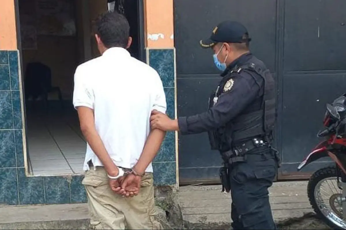 detenido-arma-ilegal.jpg, 