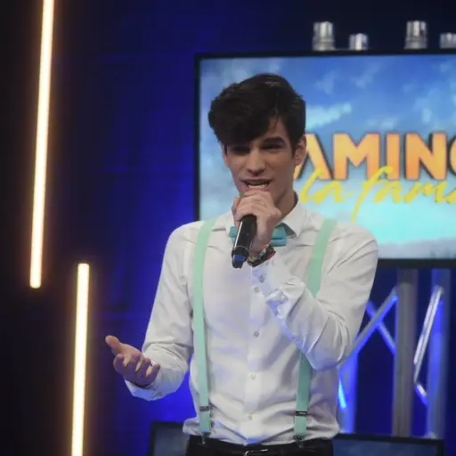 La Academia publinewsLa Academia ,