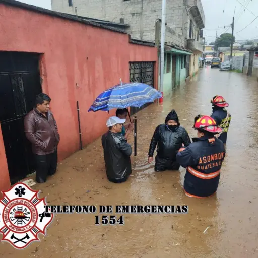 Inundación en Chimaltenango. Foto: Bomberos Municipales Departamentales