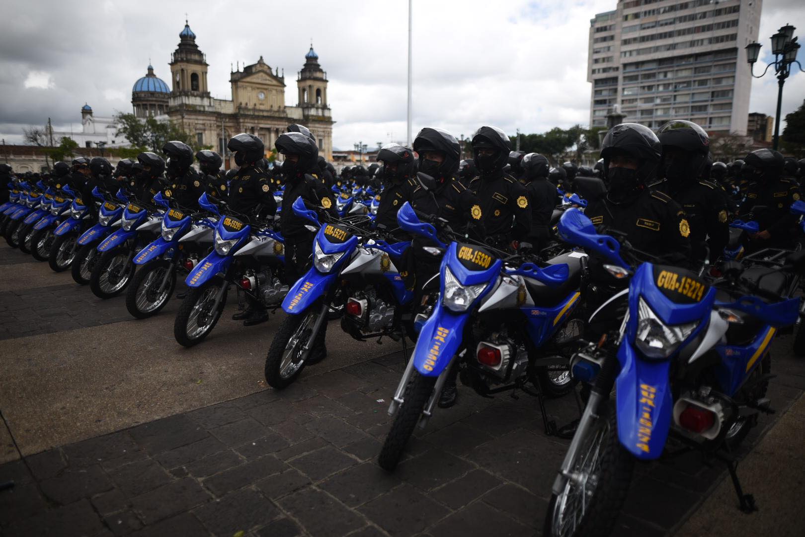 presidente-alejandro-giammattei-motocicletas-pnc-emisoras-unidas8 | 