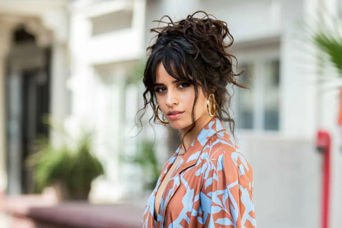 camilacabello-e8f9ecceae58d5eb7c1183a86bbbf102.jpg, 