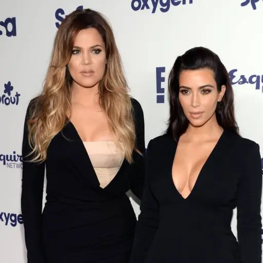 Kim y Khloé Kardashian ,