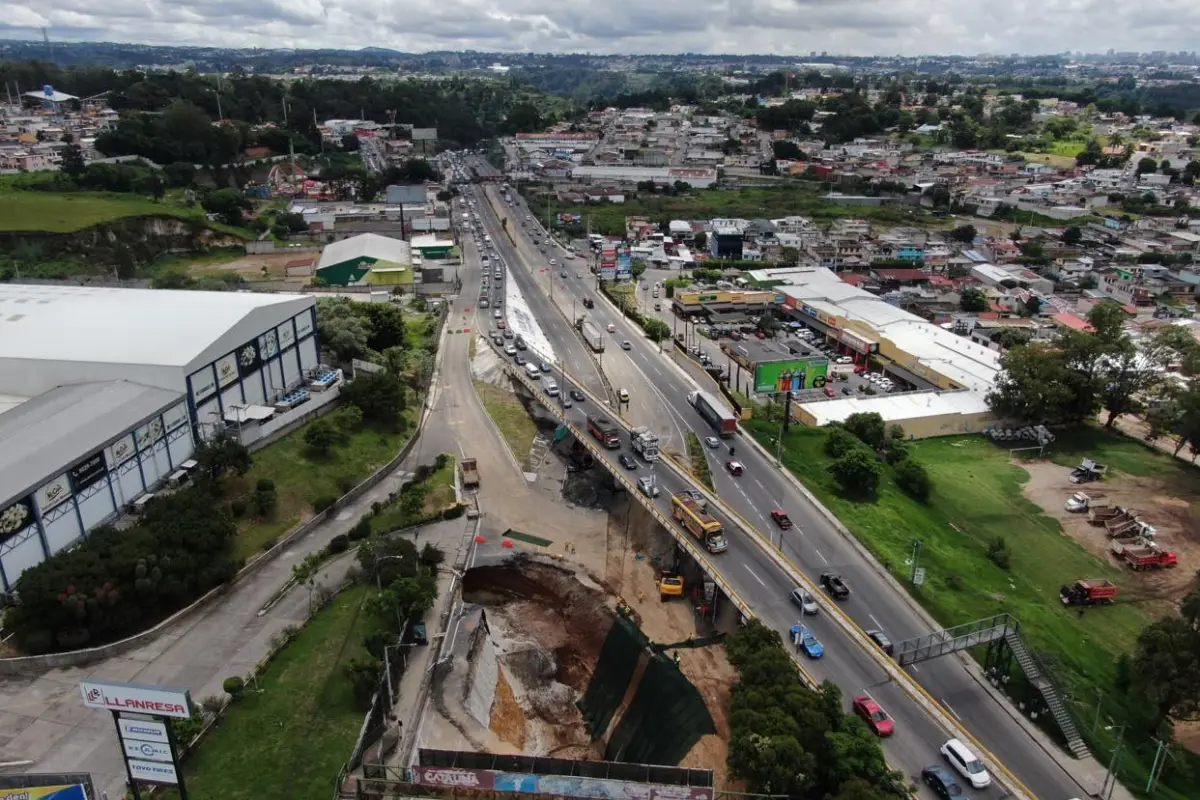 hundimiento-ruta-al-pacifico-km-15-ca9-sur-villa-nueva-27-6-2022-fotos-edwin-bercian-4.jpg, 