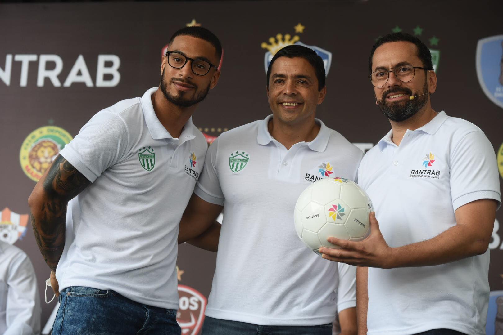 Bantrab anuncia alianza con nueve clubes del futbol guatemalteco | 