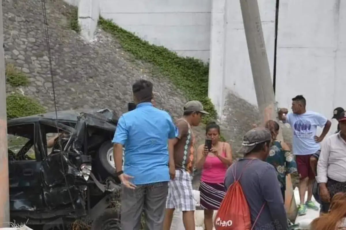 Una-mujer-fallecida-deja-accidente-en-autopista-Palín-Escuintla-.jpg, 