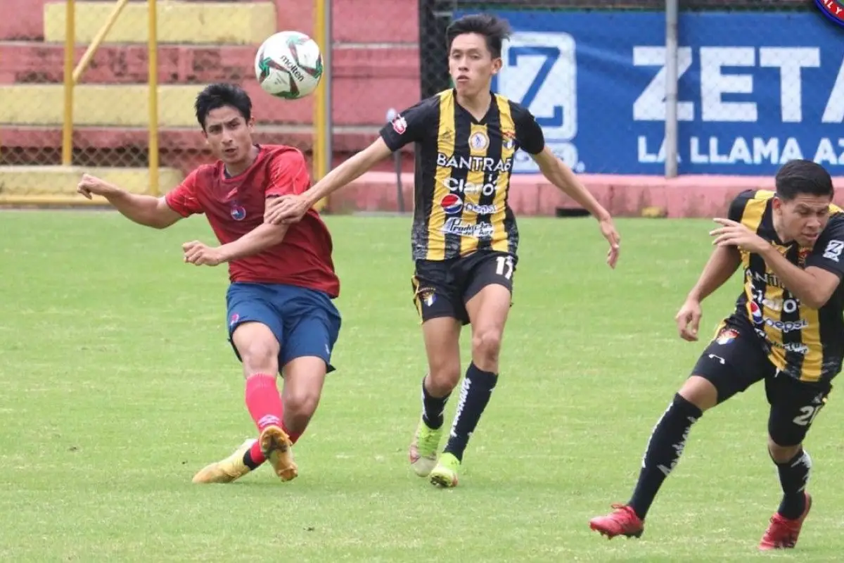 Muncipal-vs.-Aurora-2.jpg, 