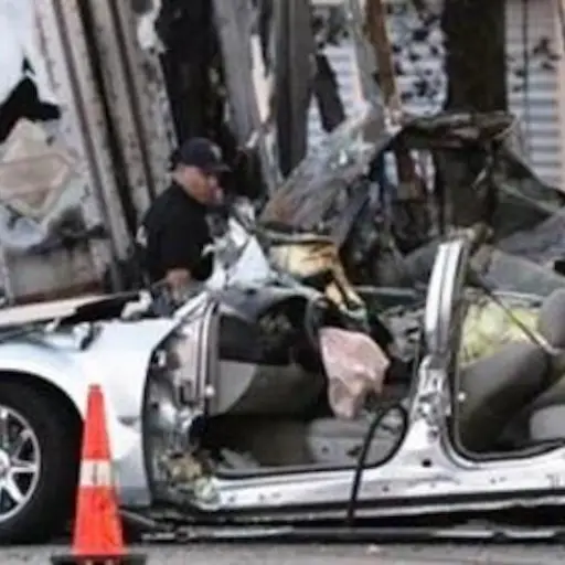 Cuatro muertos en choque triple que termino en incendio ,