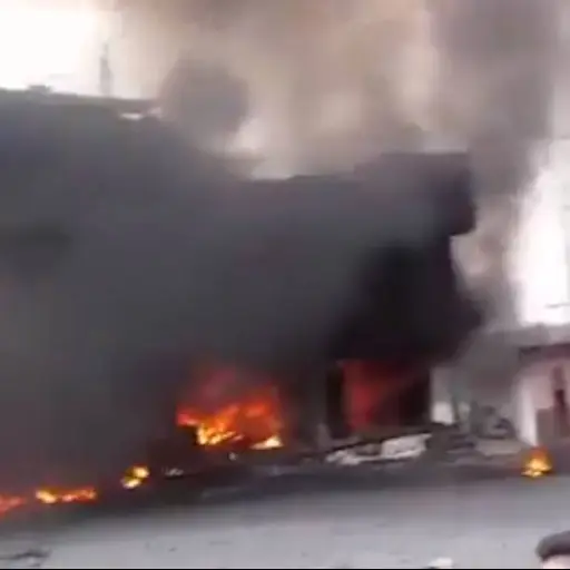 pipa de combustible se incendia y se reportan dos ninos fallecidos- ,