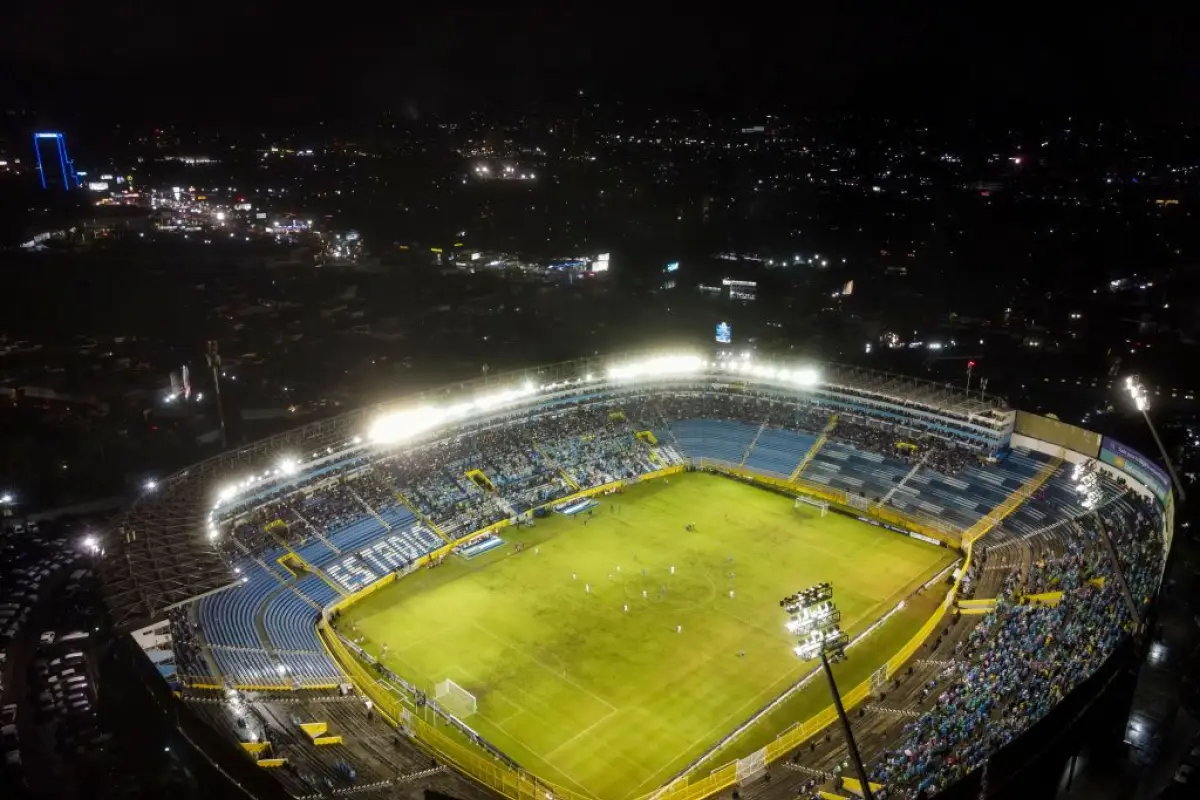 estadio-cuscatlan-1.jpg, 