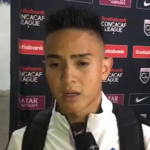 santis calienta el clásico ,