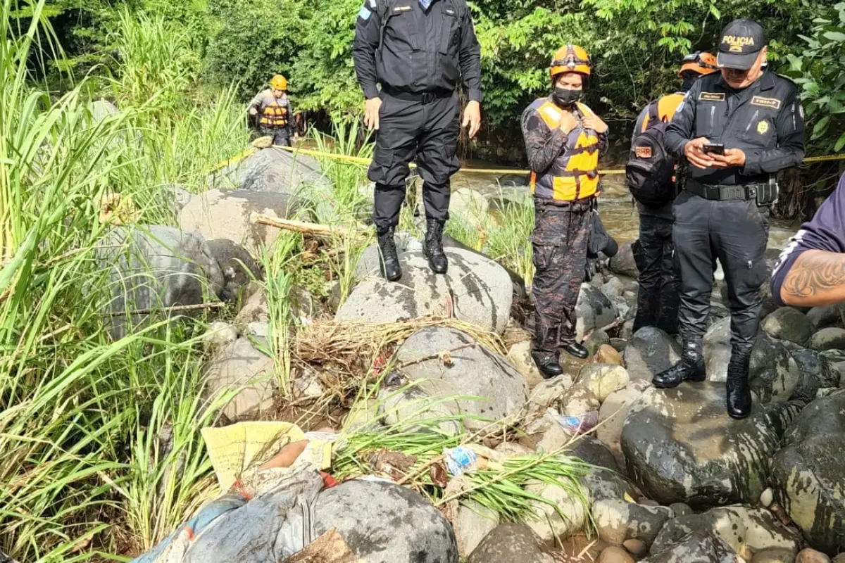 Dos agentes de la PNC mueren en trágico accidente de tránsito, 