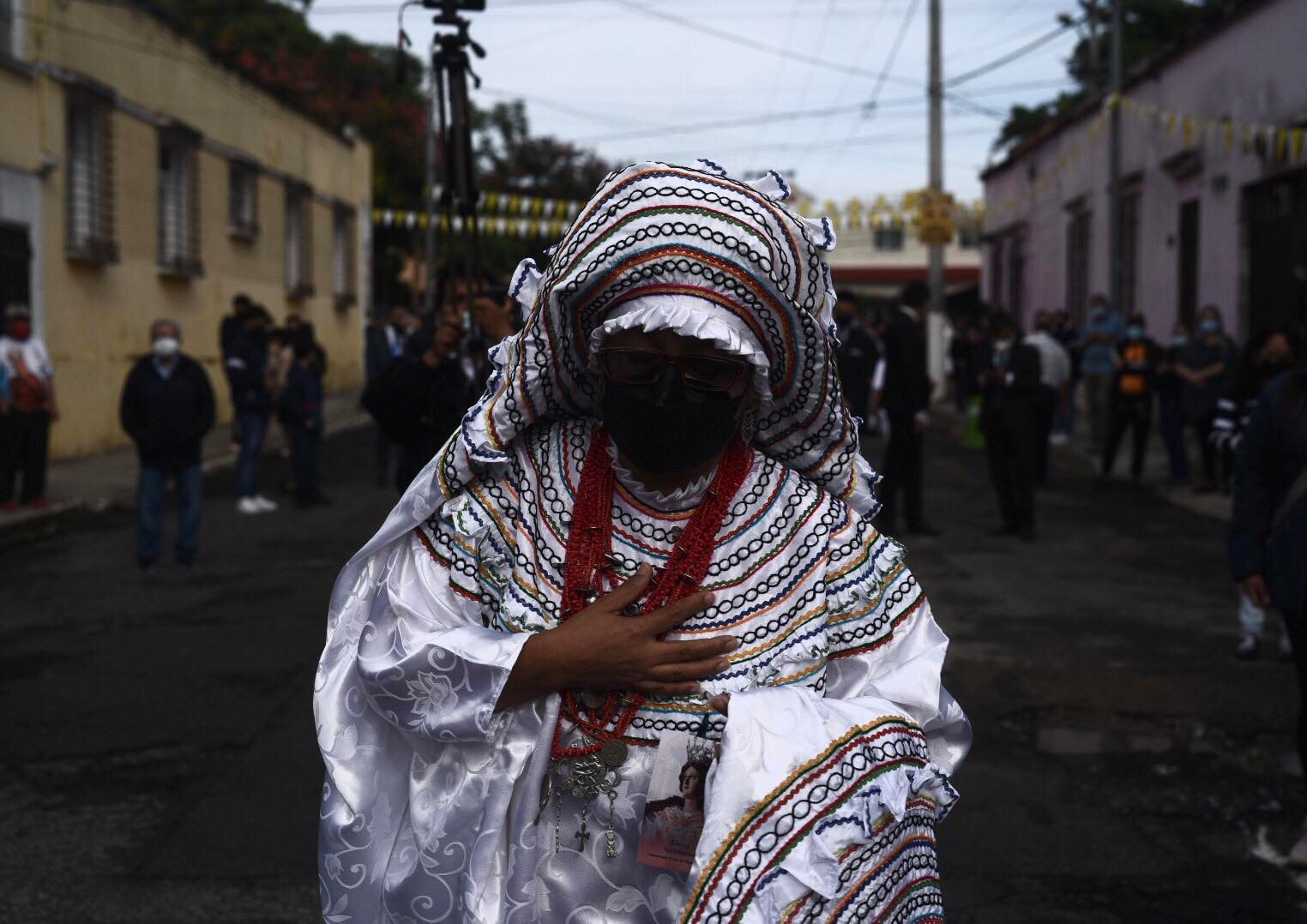 Virgen de la Asunción reparte bendiciones en recorrido procesional-1 | 