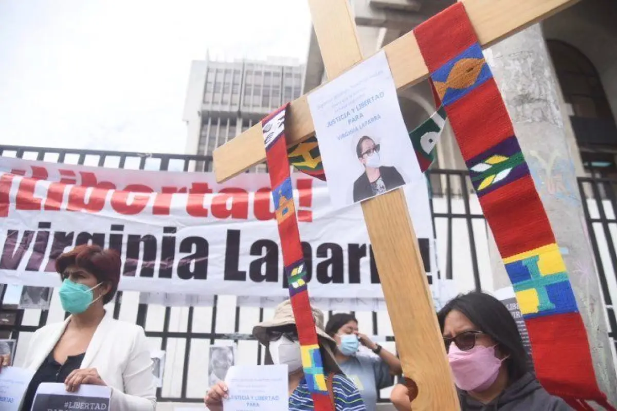 exigen-libertad-para-virginia-laparra-exjefa-de-la-FECI-audiencia-ofrencimiento-de-pruebas-12-agosto-2022-foto-omar-solis-publinews-4.jpg, 