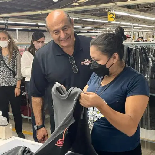 El congresista estadounidense Lou Correa lideró visita a Guatemala. / Foto: Embajada de Estados Unidos.