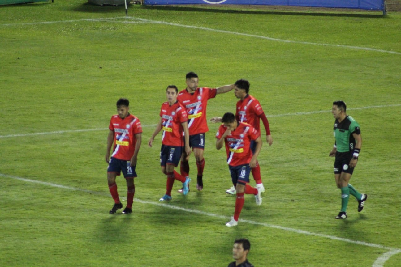 Celebración de Juan Luis Cardona ante Malacateco | 