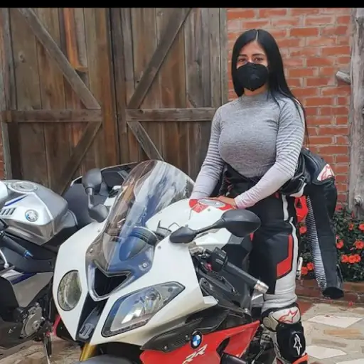 Fallece conocida motorista que paseaba en caravana en la ruta al Atlántico ,