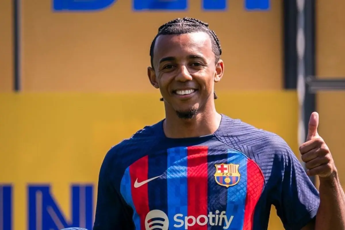 presentación de Jules Koundé con el FC Barcelona (2), 