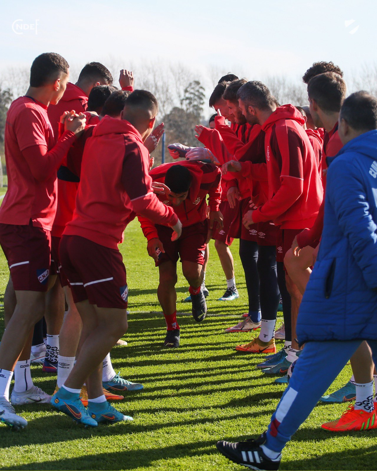 luis-suarez-primer-entrenamiento-uruguay-emisoras-unidas-2 | 