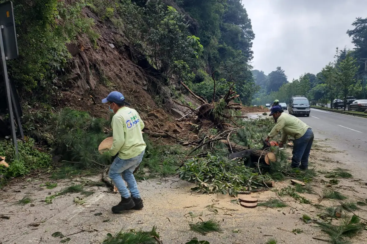 Derrumbe en Km. 23 de ruta Interamericana. Foto: Municipalidad de Mixco