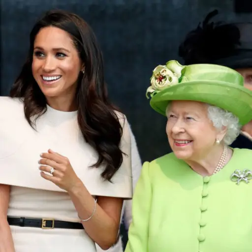 Reina Isabell II ,eghan ,