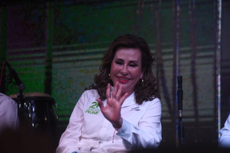 UNE-celebra-20-aniversario-sandra-torres-parque-de-la-industria-7 | 