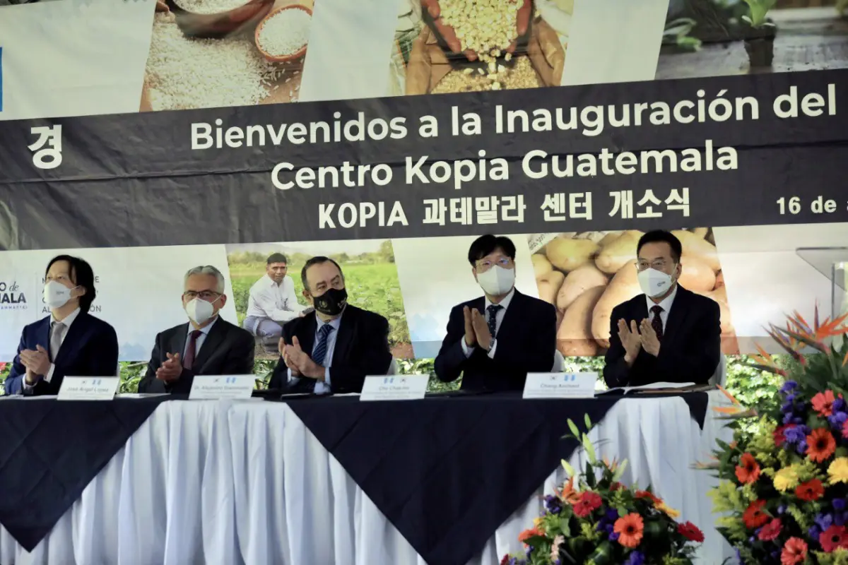 tlc-corea-guatemala-septiembre-2022-foto-gobierno.jpg, 