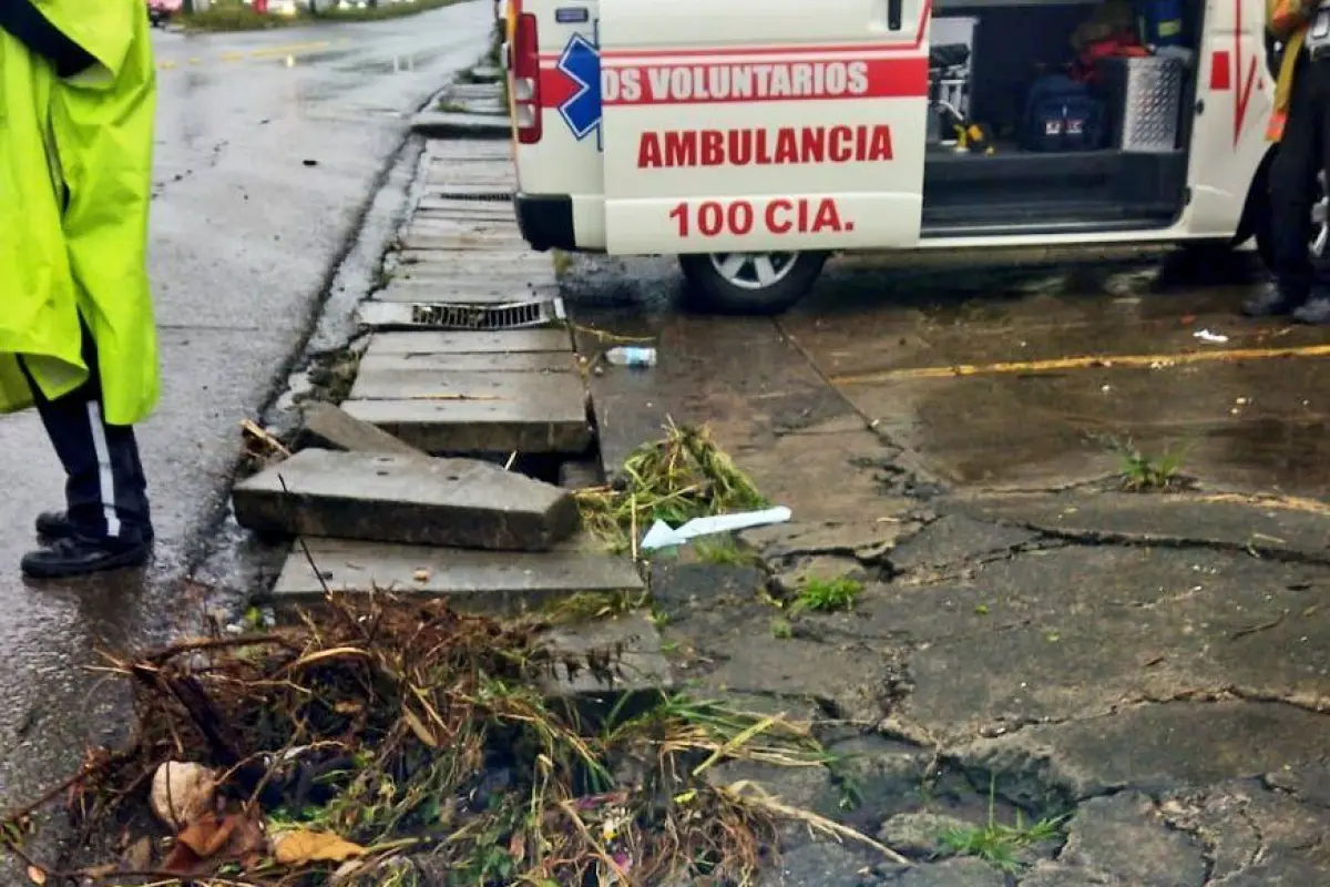 Reportan-muerte-de-hombre-arrastrado-por-correntada-en-Mixco.jpg, 