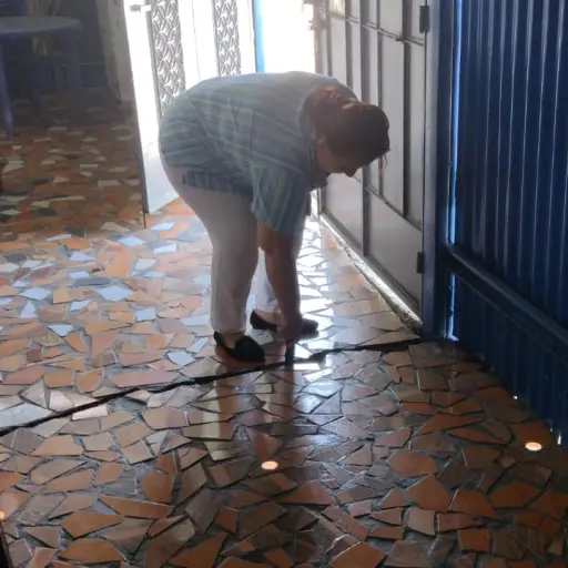 Grietas en dos sectores de la colonia Villa Hermosa I, en la zona 7 de San Miguel Petapa. / Foto: Conred