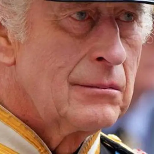 Presentan primeras monedas que se usaran durante el reinado de Carlos III ,