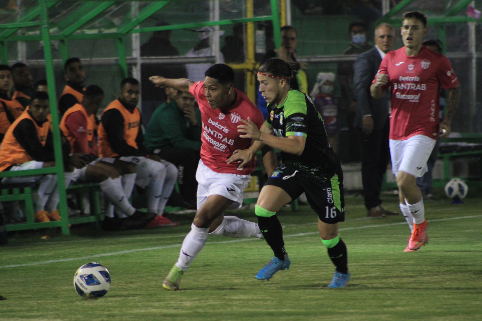 Partido entre Antigua GFC y Deportivo Mixco por la jornada 12 del Apertura 2022 | 