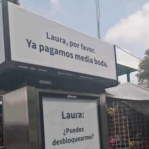 hombre paga costosa publicidad para pedir perdon ,