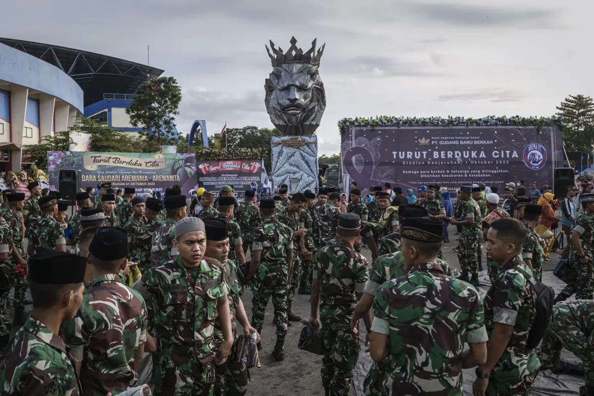 Policia-de-Indonesia-2-scaled-1.jpg, 