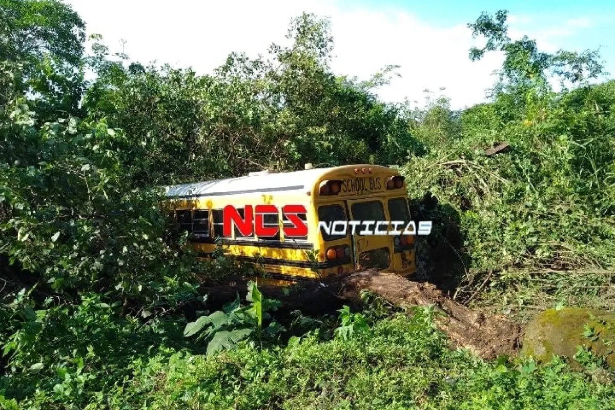 accidente-bus-migrantes-emisoras-unidas, 