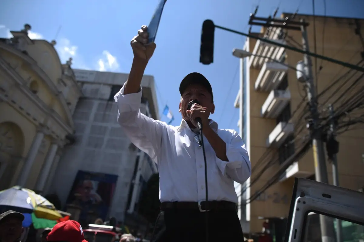 veteranos-militares-bloqueos-manifestacion-en-congreso-de-la-republica-4-de-octubre-2022-foto-publinews-10.jpg, 