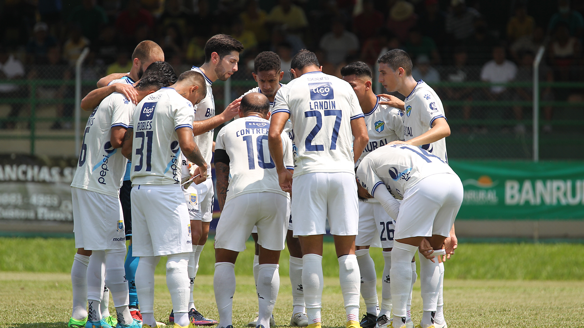 Partido entre Guastatoya y Comunicaciones por la jornada 13 del Apertura 2022 | 