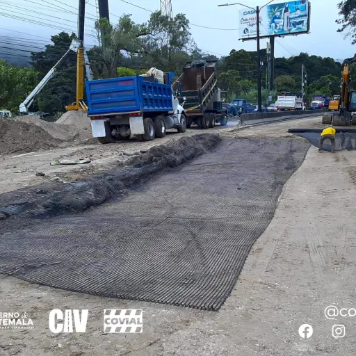 Trabajos en el kilómetro 11.5 de la carretera a El Salvador. / Foto: Covial