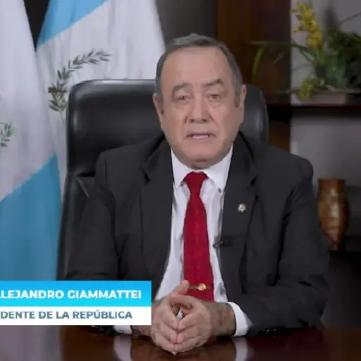 presidente-alejandro-giammattei-jubilados-emisoras-unidas ,