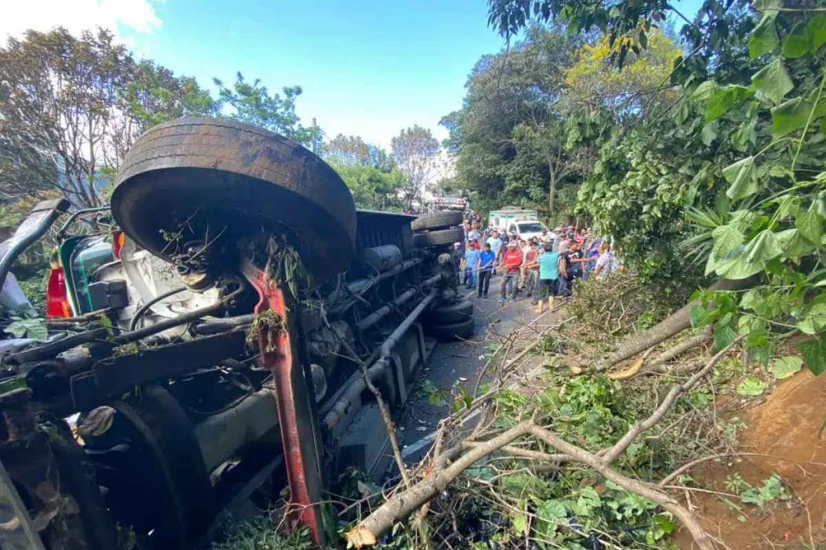 Accidente-de-bus-noviembre-2022-1.jpg, 