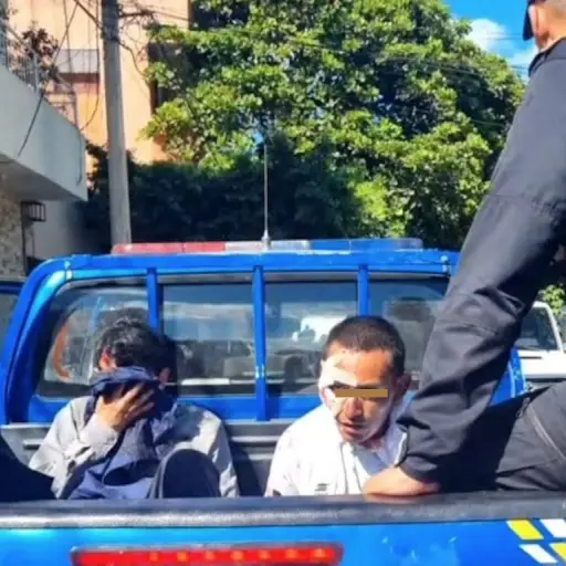 Motoladrones heridos tras ser atropellados por su víctima en zona 5 ,