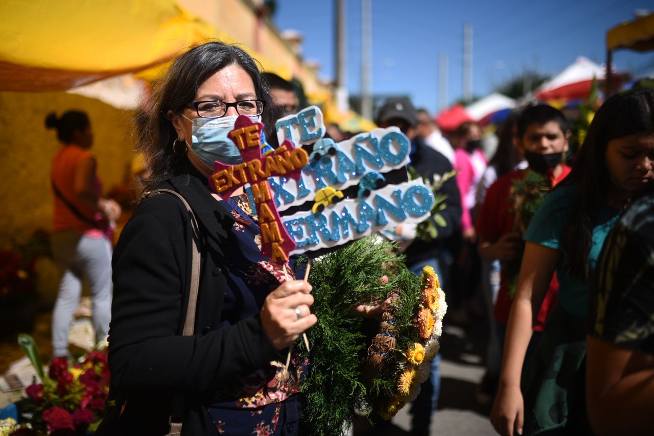 dia-de-todos-los-santos-2022-cementerio-general--1 | 