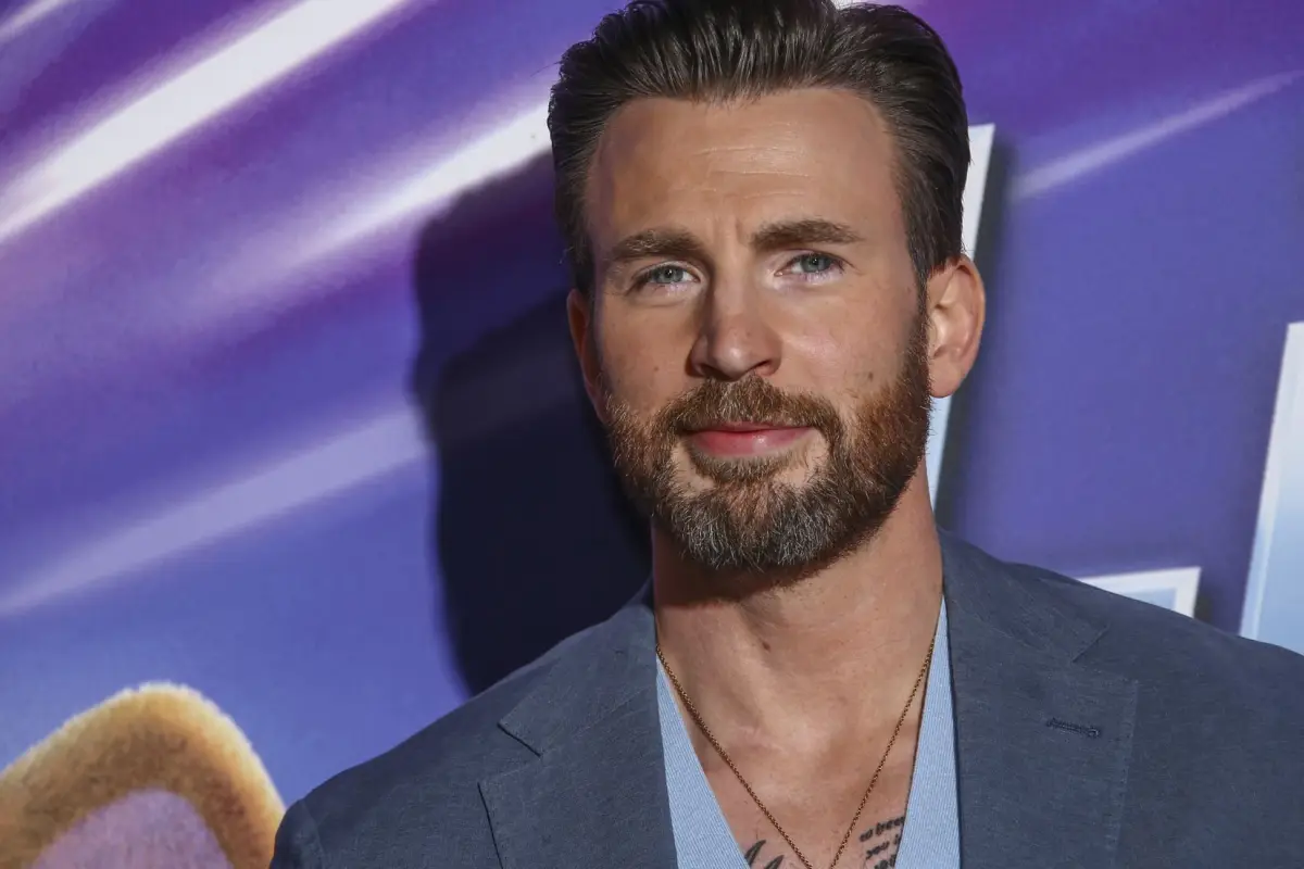 Chris Evans poses for photographers upon arrival for the premiere of the film 'Lightyear' in London, Monday, June 13, 2022. (Photo by Joel C Ryan/Invision/AP)