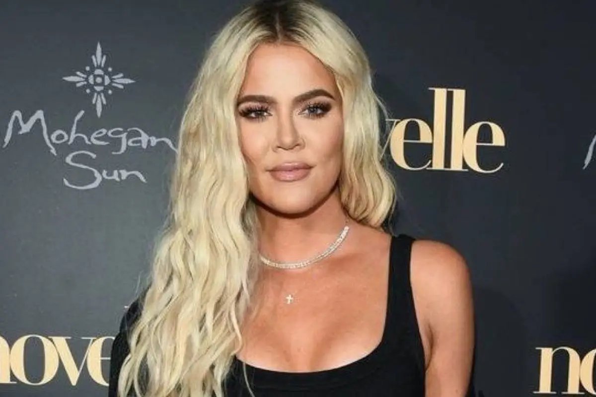 khloe-kardashian-desesperada-por-eliminar-foto-en-bikini-y-sin-photoshop-publinews.jpg, 