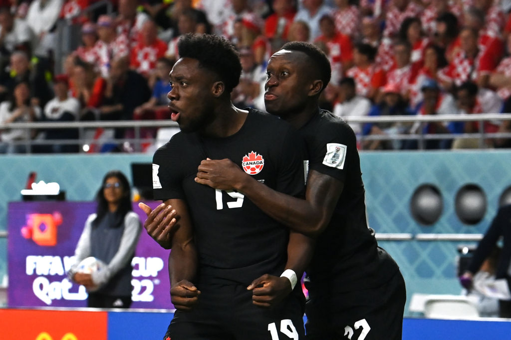 Celebración de Alphonso Davies ante Croacia | 