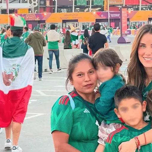 Critican a esposa de Andres Guardado por llevar a su empleada domestica a Catar ,