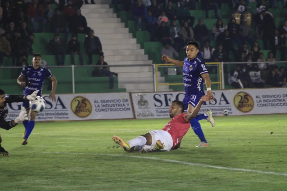 antigua-gfc-vs-coban-imperial-torneo-apertura-2022-publinews-15.jpg, 