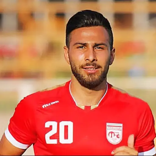 El futbolista iraní Amir Nasr-Azadani es condenado a pena de muerte ,