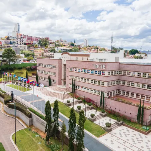 BCIE Dante Mossi Diciembre 2022 ,