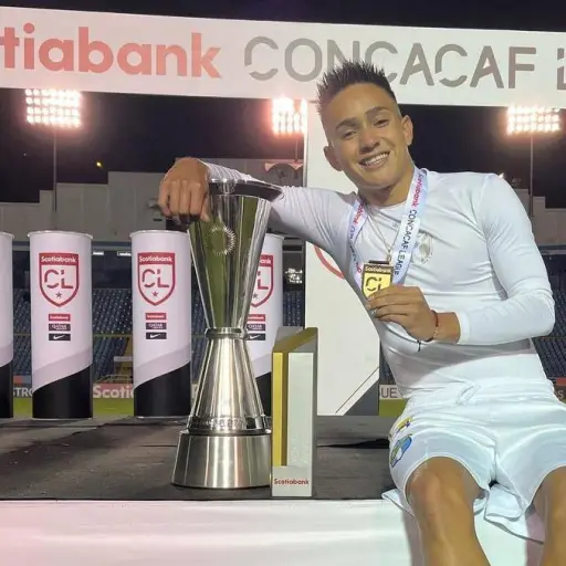 Captura de pantalla 2022-12-19 a la(s) 19.44.27 ,