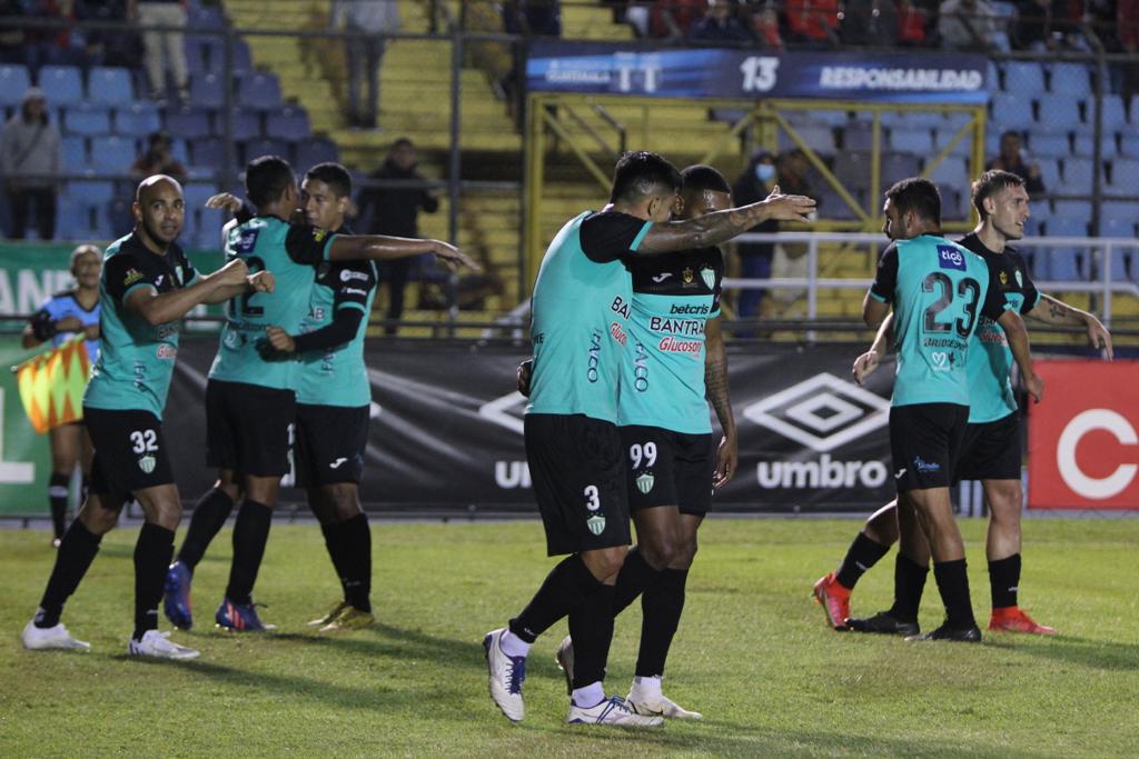 Celebración de Antigua ante Municipal | 