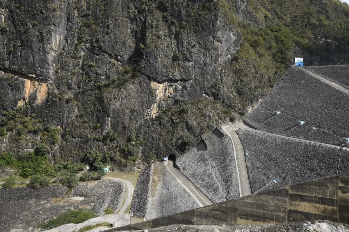 Central Hidroeléctrica de Chixoy. Foto: Edwin Bercián